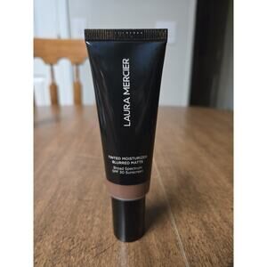 Laura Mercier SPF 30 Tinted Moisturizer Blurred Matte 1.5 Oz - 6C BRUNETTE